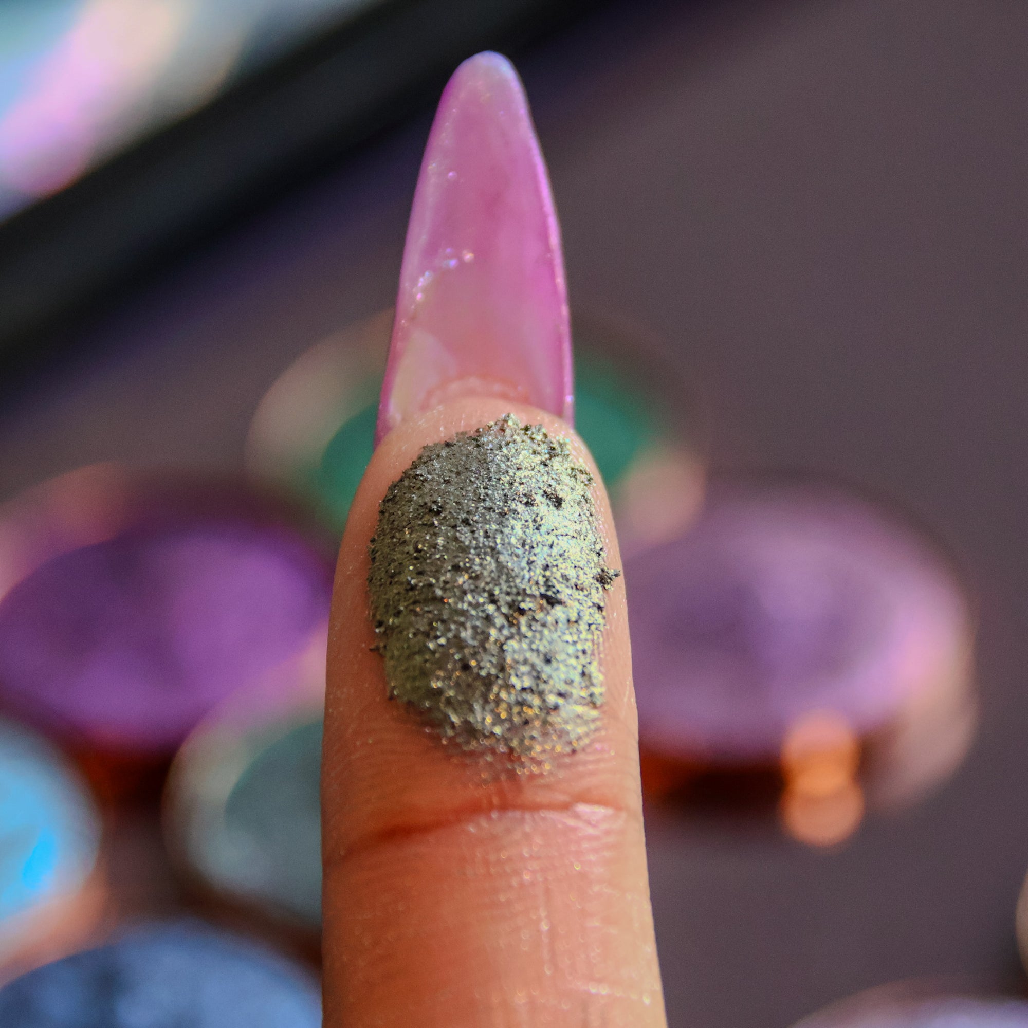 Phantom Glow [ Veil Of Whispers ]