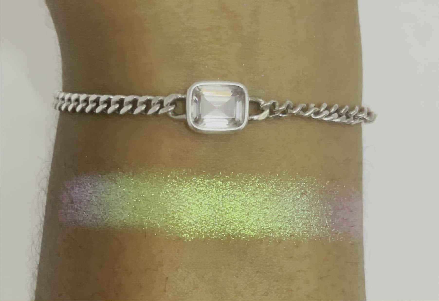 Hopeful [Iridescent Multichrome]