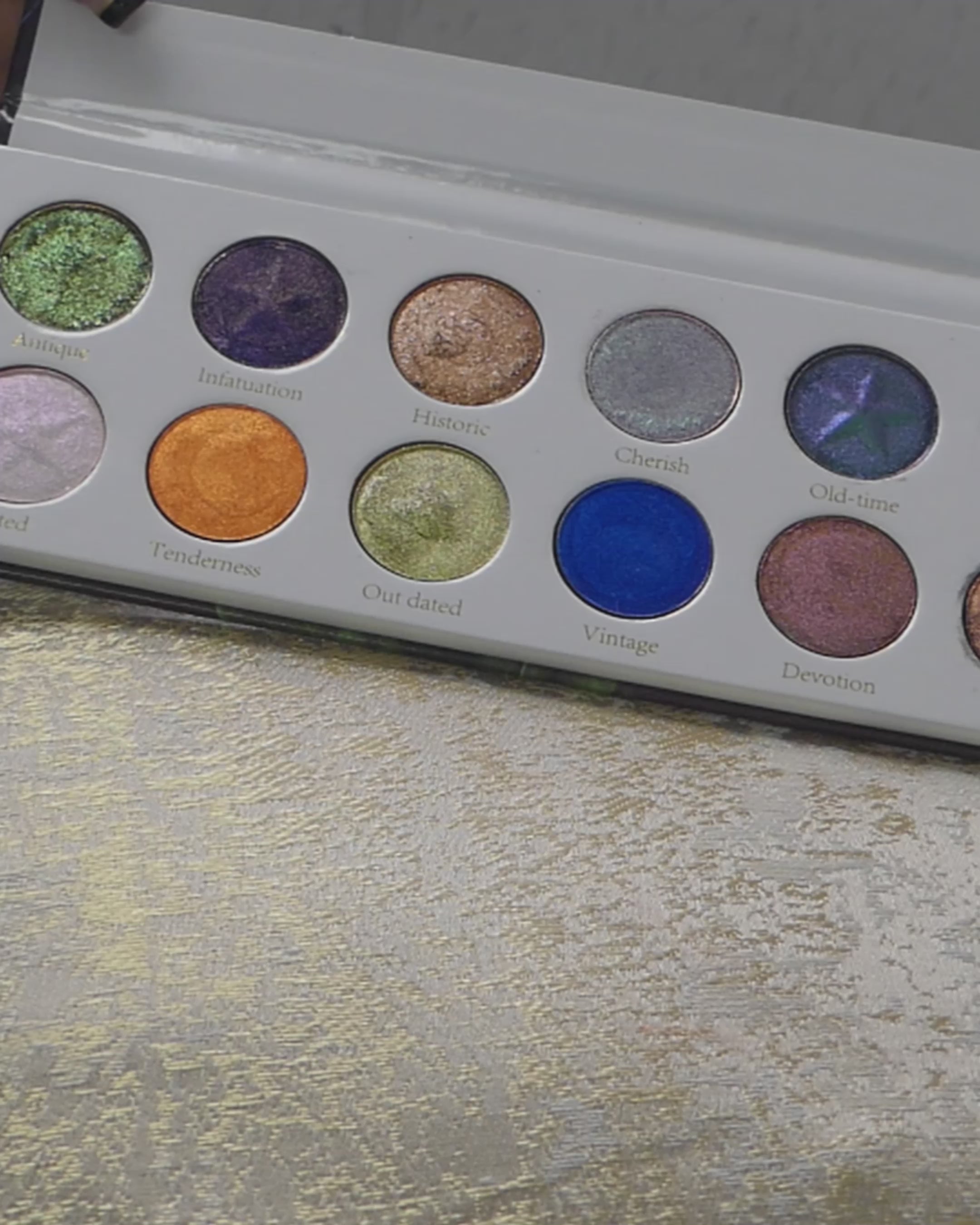 Vintage Love Palette