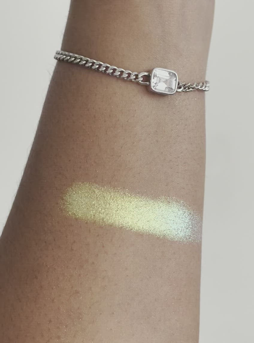 Shock [Iridescent Multichrome]